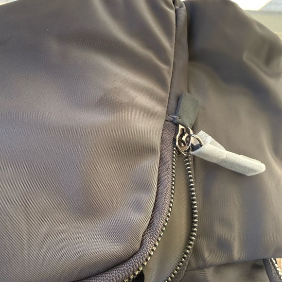 Tumi - Picture 14 of 15